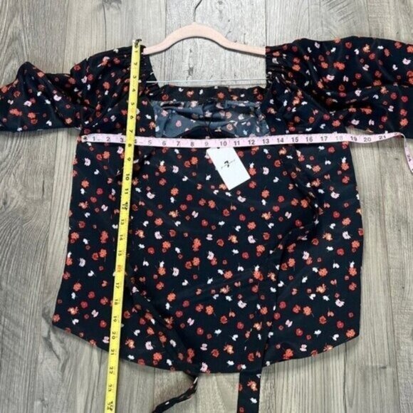 7 For All Mankind NWT Navy & Red Floral Print Off The Shoulder Blouse Size XS - Picture 4 of 11